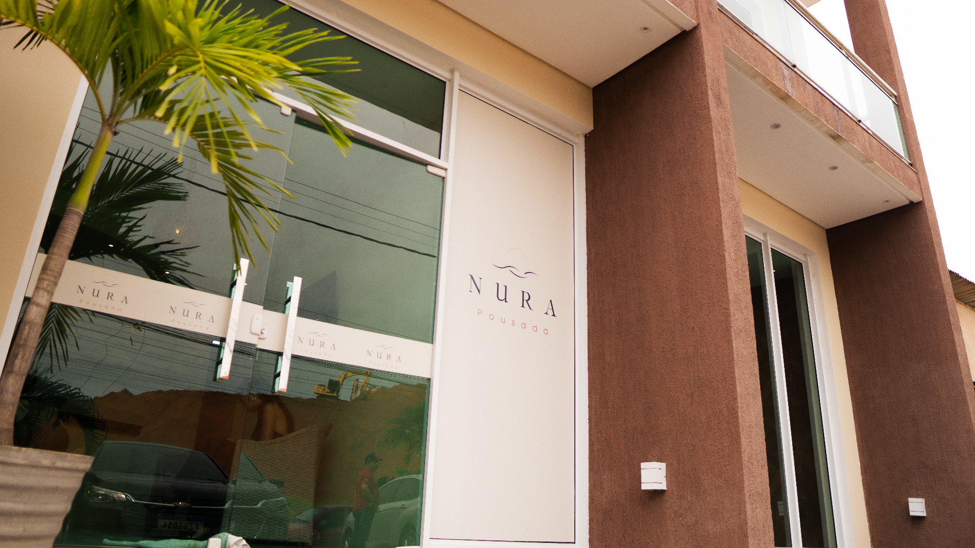 Fachada da Pousada Nura